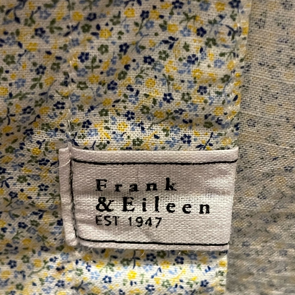 Frank & Eileen Light Gray Button Down Shirt - image 4